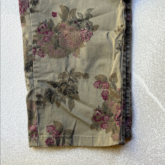 Joe Fresh Khaki Floral Pants - Picture 5 of 8
